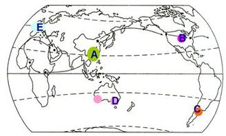 1 商品谷物農業(yè) 混合農業(yè) 2 生產規(guī)模大 商品率高 機械化水平高 3 夏季高溫多雨,雨熱同期 地形平坦,土壤肥沃 水源充足 勞動力豐富 傳統(tǒng)種植水稻的經驗豐富