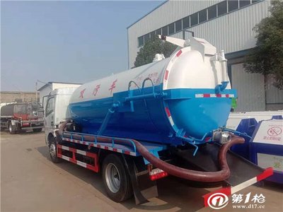 養(yǎng)豬廠清運糞便專用車-10噸含水糞污垃圾運輸車報價及說明